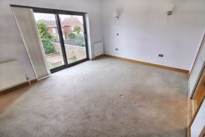 Photo 60- click for photo gallery